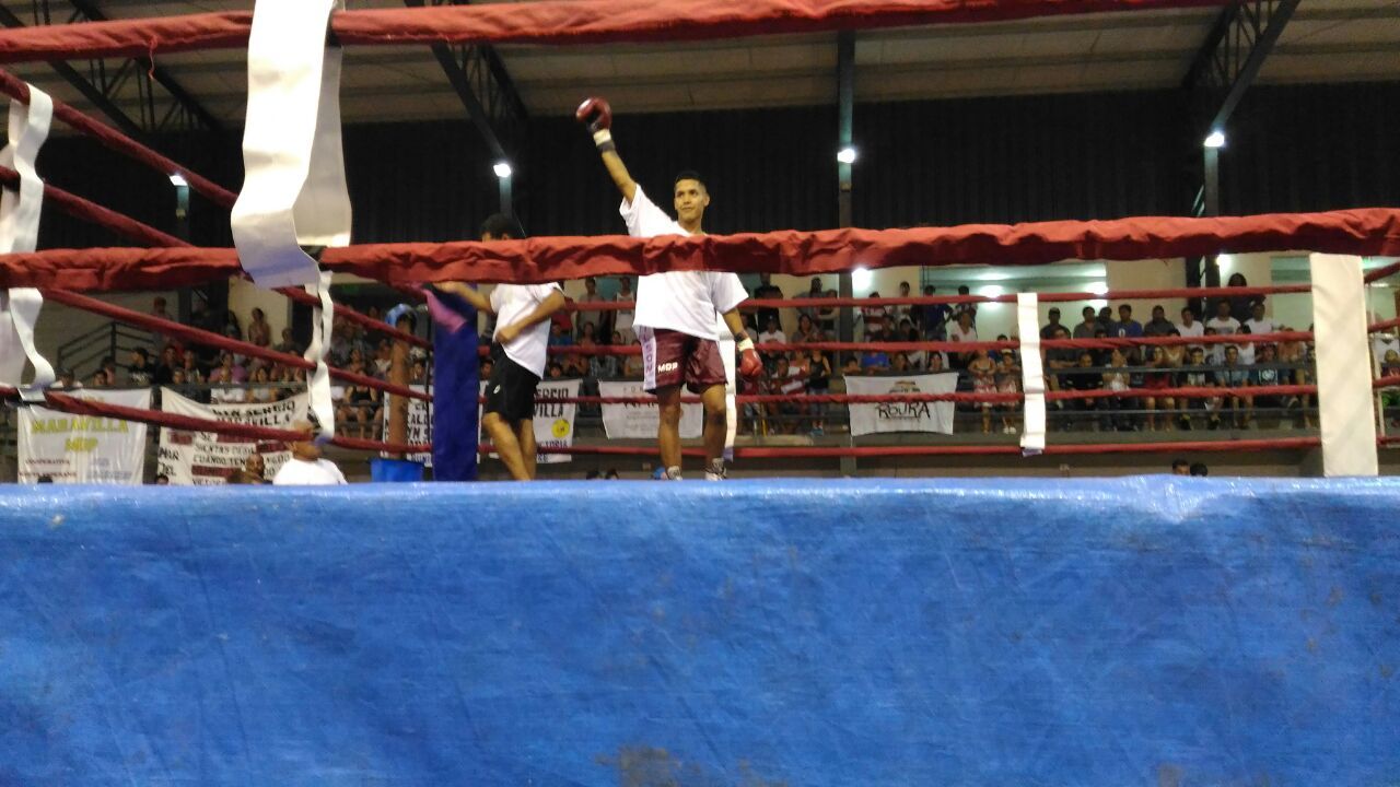 El boxeo amateur se mostró en Miramar