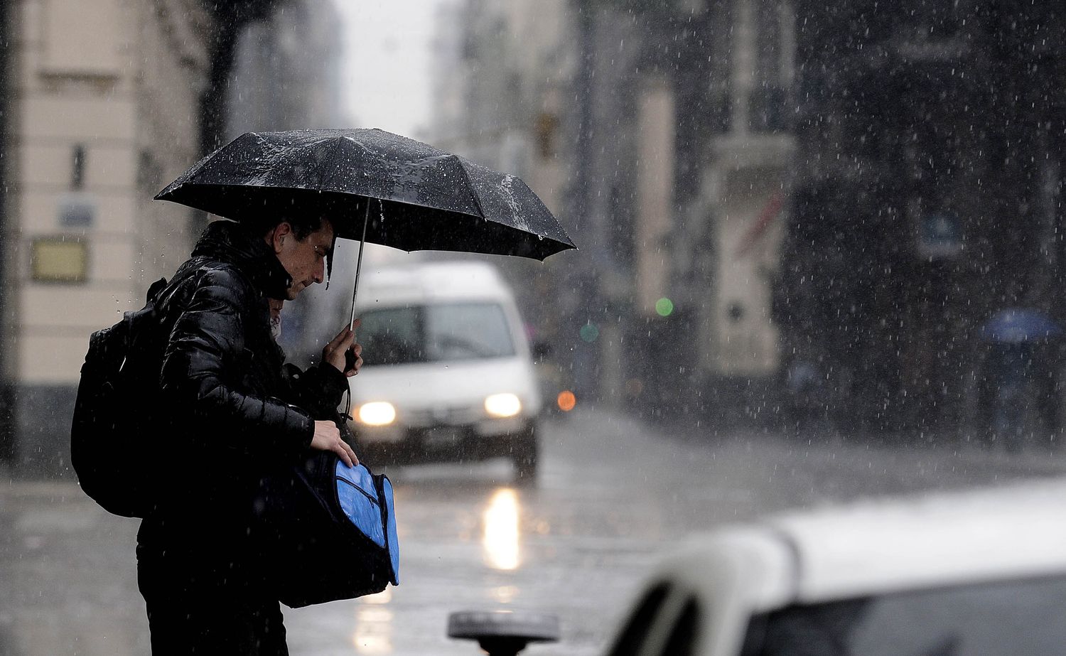 Rige el alerta meteorológico por tormentas fuertes