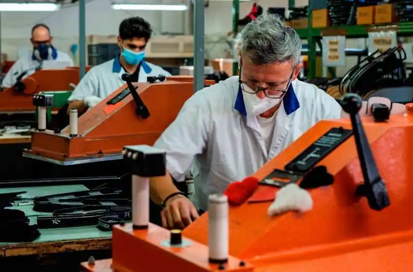 La economía argentina cayó un 10% el año pasado, la peor crisis después del 2002