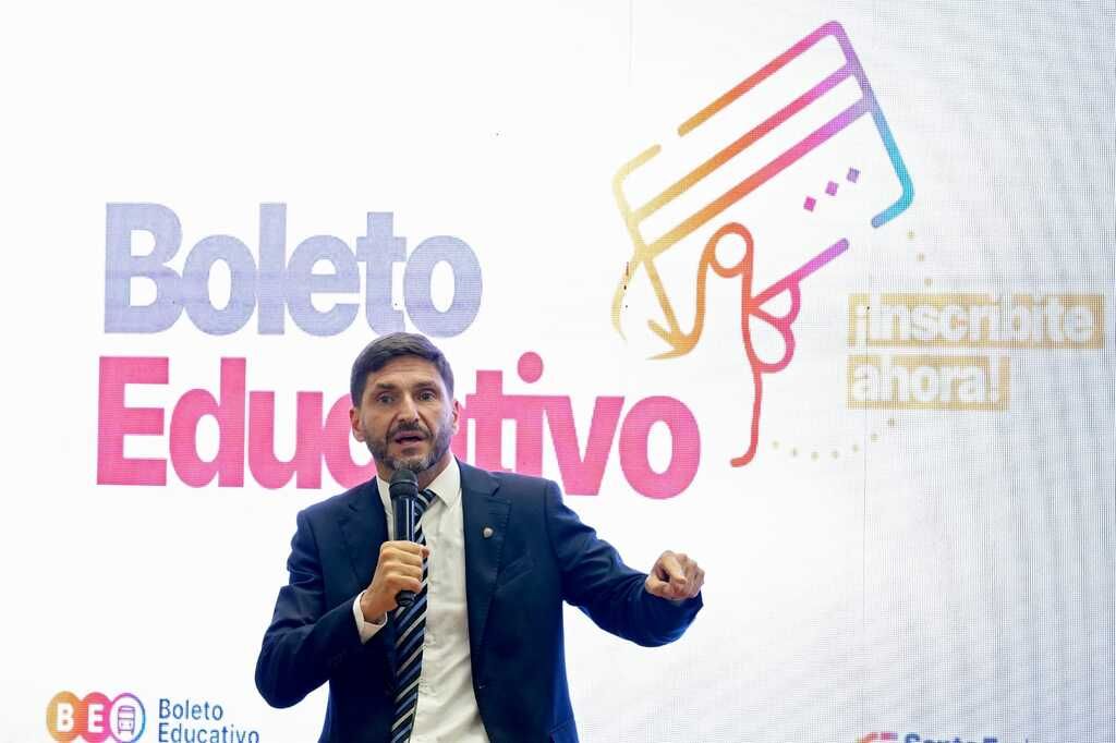 “Apostamos a fortalecer la educación y que sea accesible para todos”, dijo el gobernador en el lanzamiento del BEG 2026