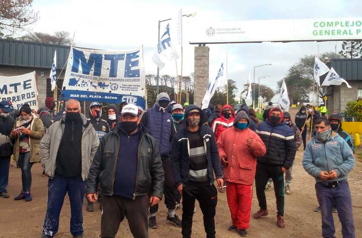 Se rompió la "tregua", vuelve el corte en el basural y peligra la recolección del jueves