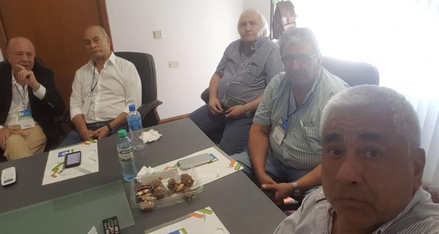 Salazar viajó a La Plata para participar del congreso del partido Fe