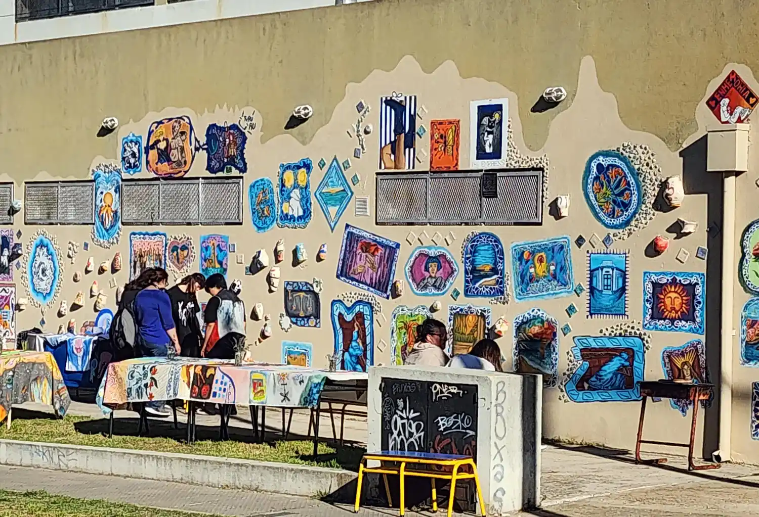 Polivalente mural - 2