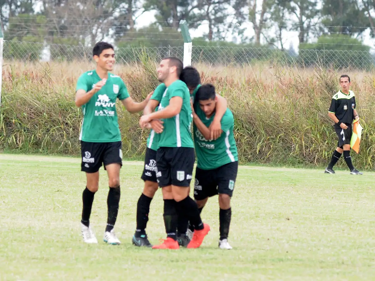 Sportivo y Crecer en rodeo ajeno