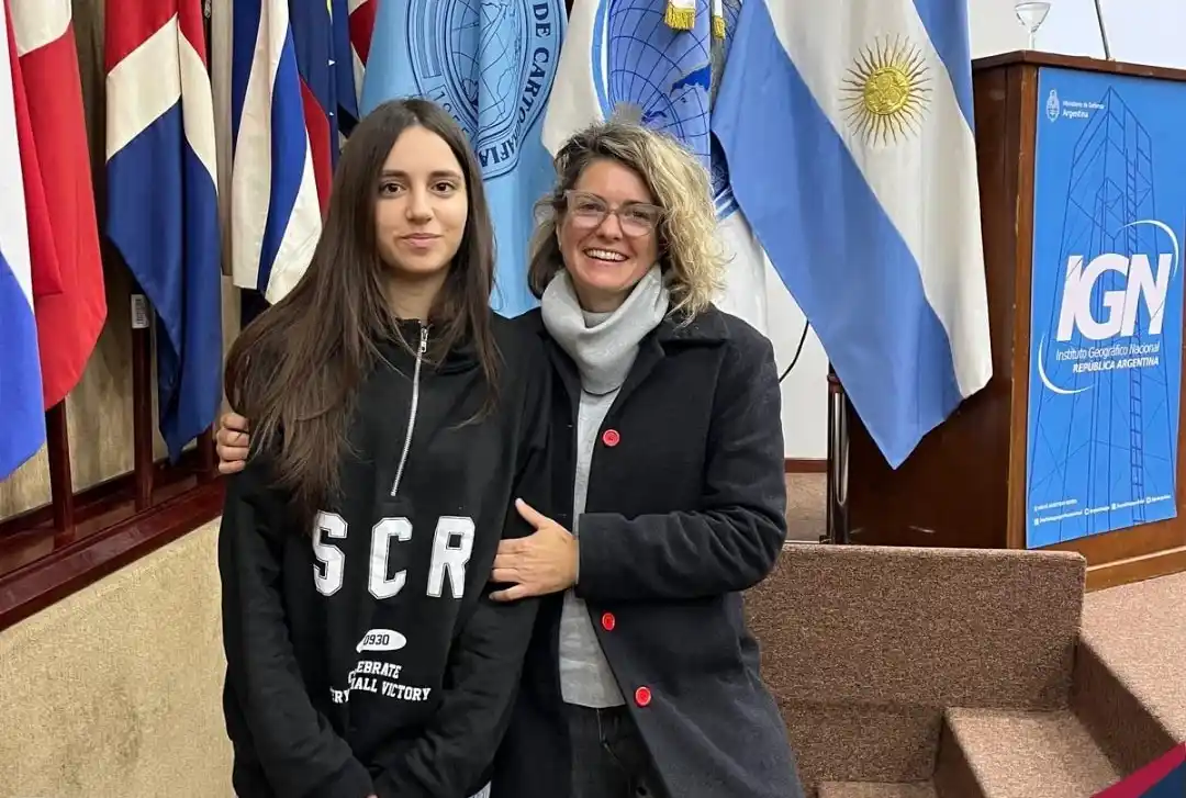 Reconocimiento para una estudiante chascomunense que representó al país en una competencia internacional de cartografía