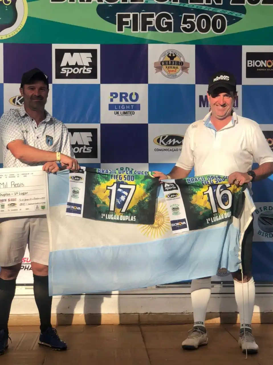 Marcos y Roberto Ghezzi ganaron en el formato foursome.