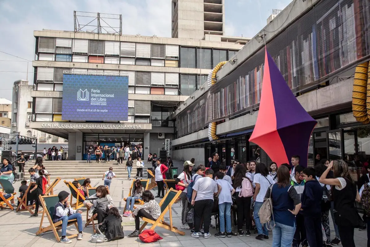 La Feria Internacional del Libro de Rosario inauguró su 40° edición: "Espero que sea una celebración de la vida que demuestre que Rosario no es la ciudad de la muerte"