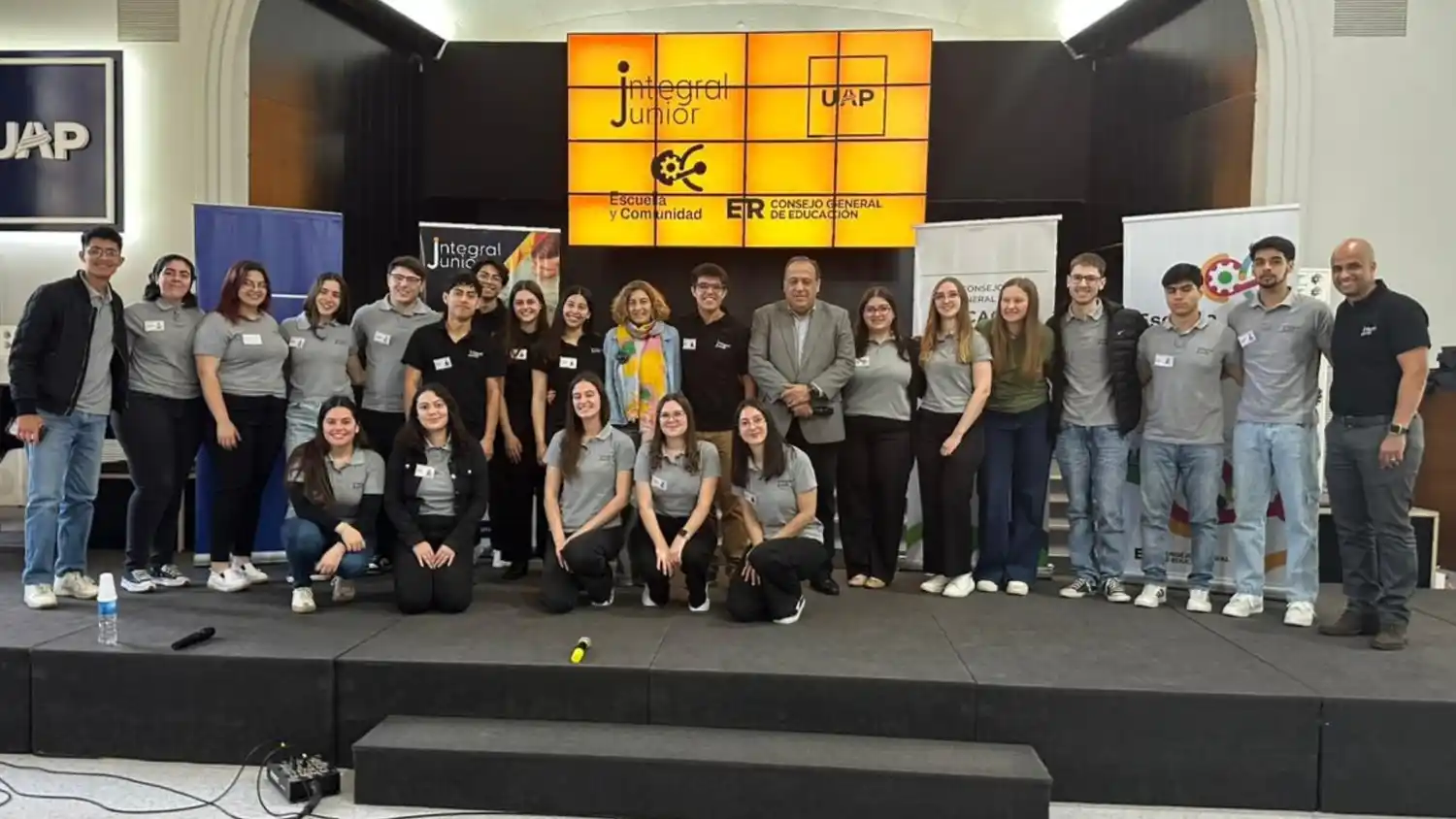 Se realizó el 1º Encuentro Integral Junior del Programa Escuela y Comunidad