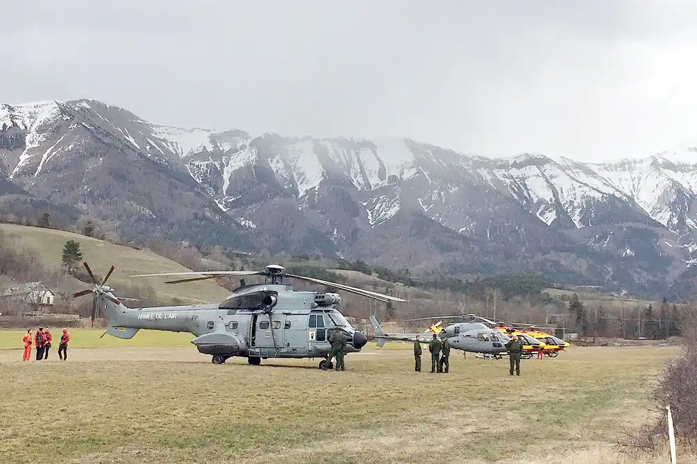 Francia: afirman que el copiloto sufría una profunda depresión