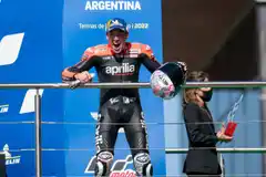 En Termas, Espargaró ganó su primera carrera