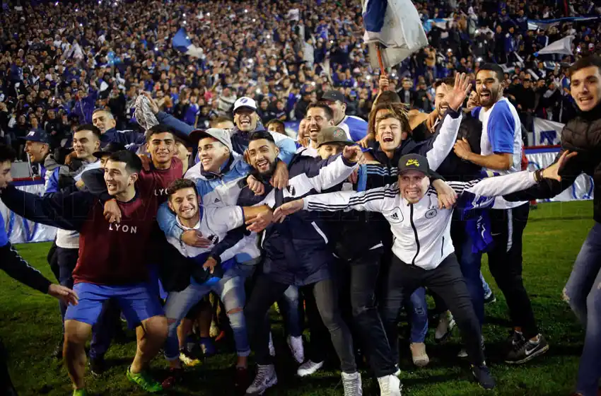 A fuerza de toro, una nueva página en la historia grande del fútbol marplatense