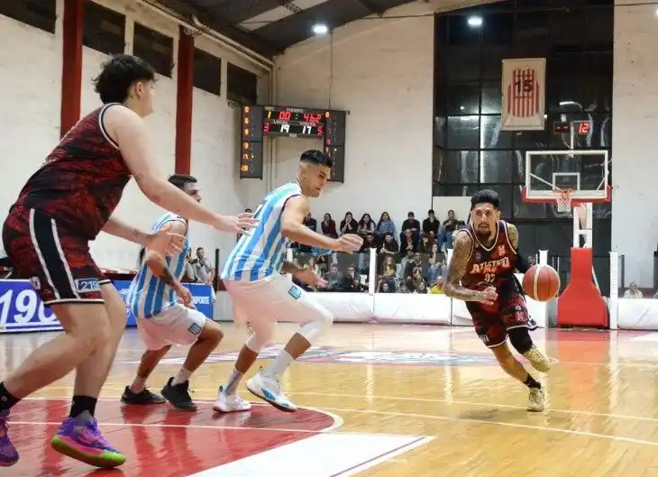 Pilar y Proncial sumaron de local