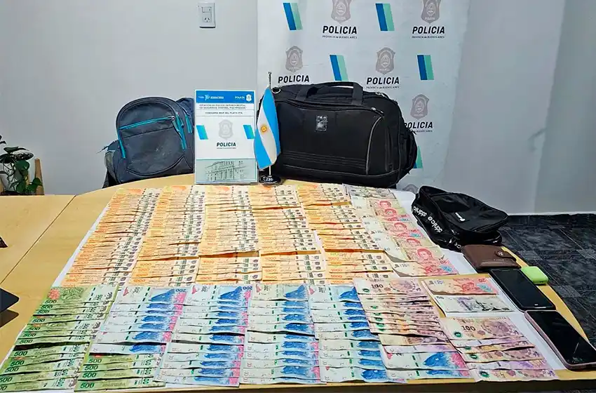 Aprovechó la ausencia del dueño, entró a la casa y se llevó pesos y dólares