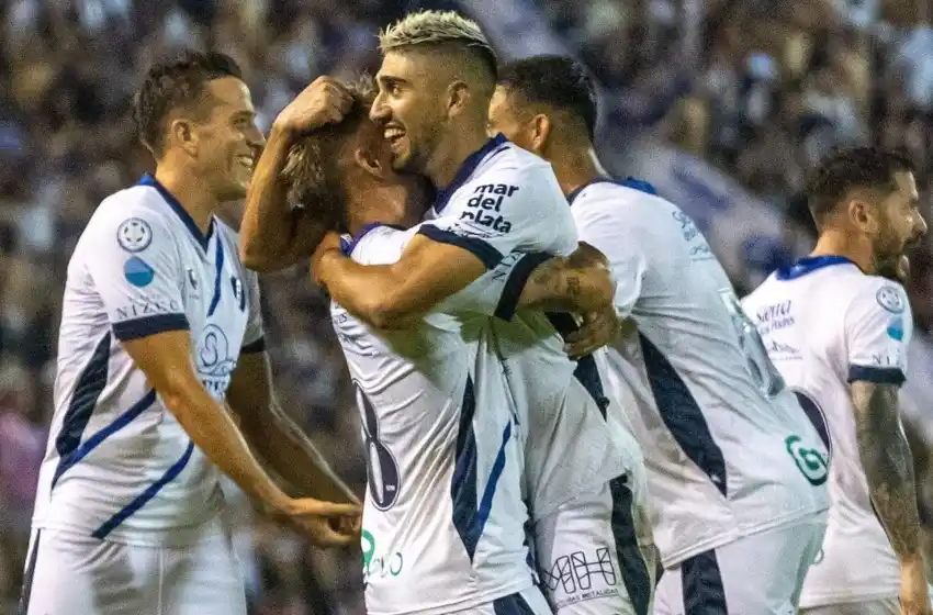 Alvarado quiere conseguir su segundo triunfo en Núñez