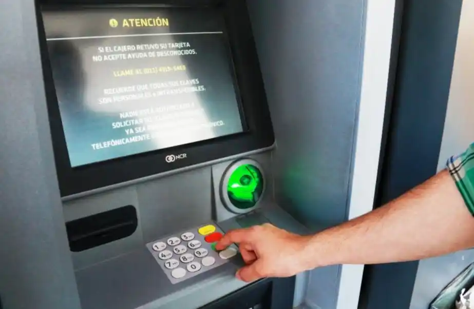 Uso de cajeros automáticos: Seguirá siendo gratuito pero no para todos