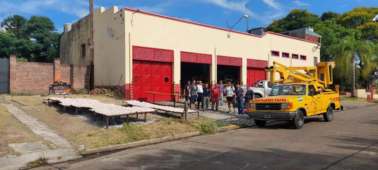 Agradecimiento por la exitosa �Sventa solidaria de pollos⬝