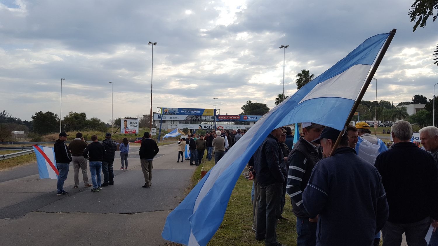 El jueves los productores se movilizarán y manifestarán sobre Ruta Nacional 12 y acceso a Colonia Merou