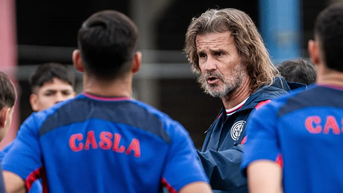 Rubén Darío Insua confirmó el equipo de San Lorenzo para visitar a Vélez
