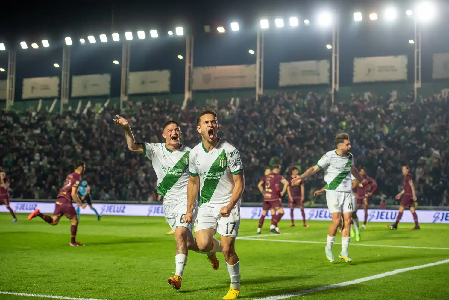 Banfield ganó con el tanto de Bisanz.