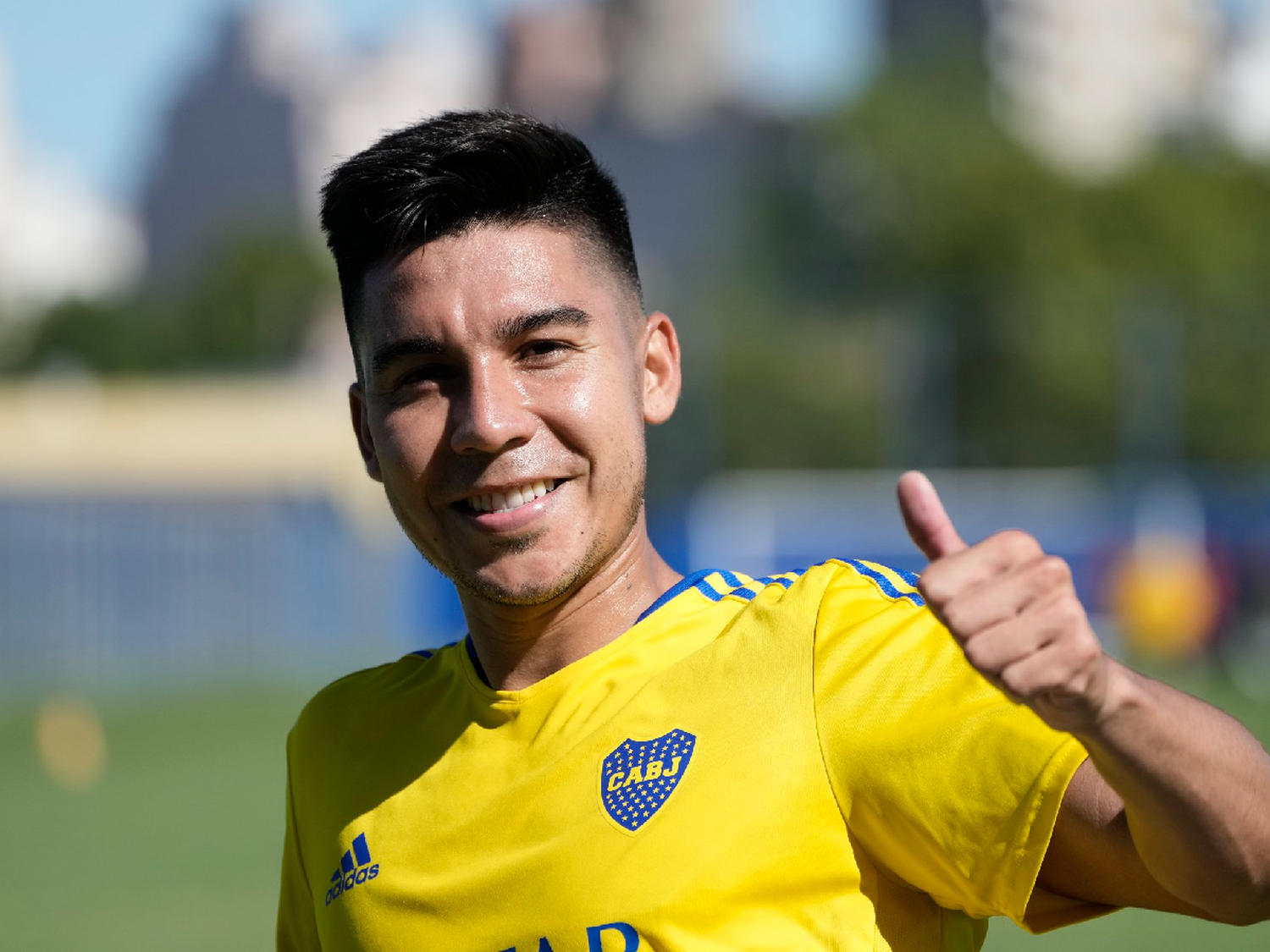 Pol Fernández fue presentado en Boca
