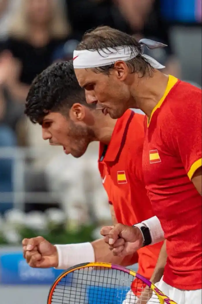 Rafael Nadal y Carlos Alcaraz: el de Murcia le dedicó un emotivo posteo por su retiro (Vía: X).