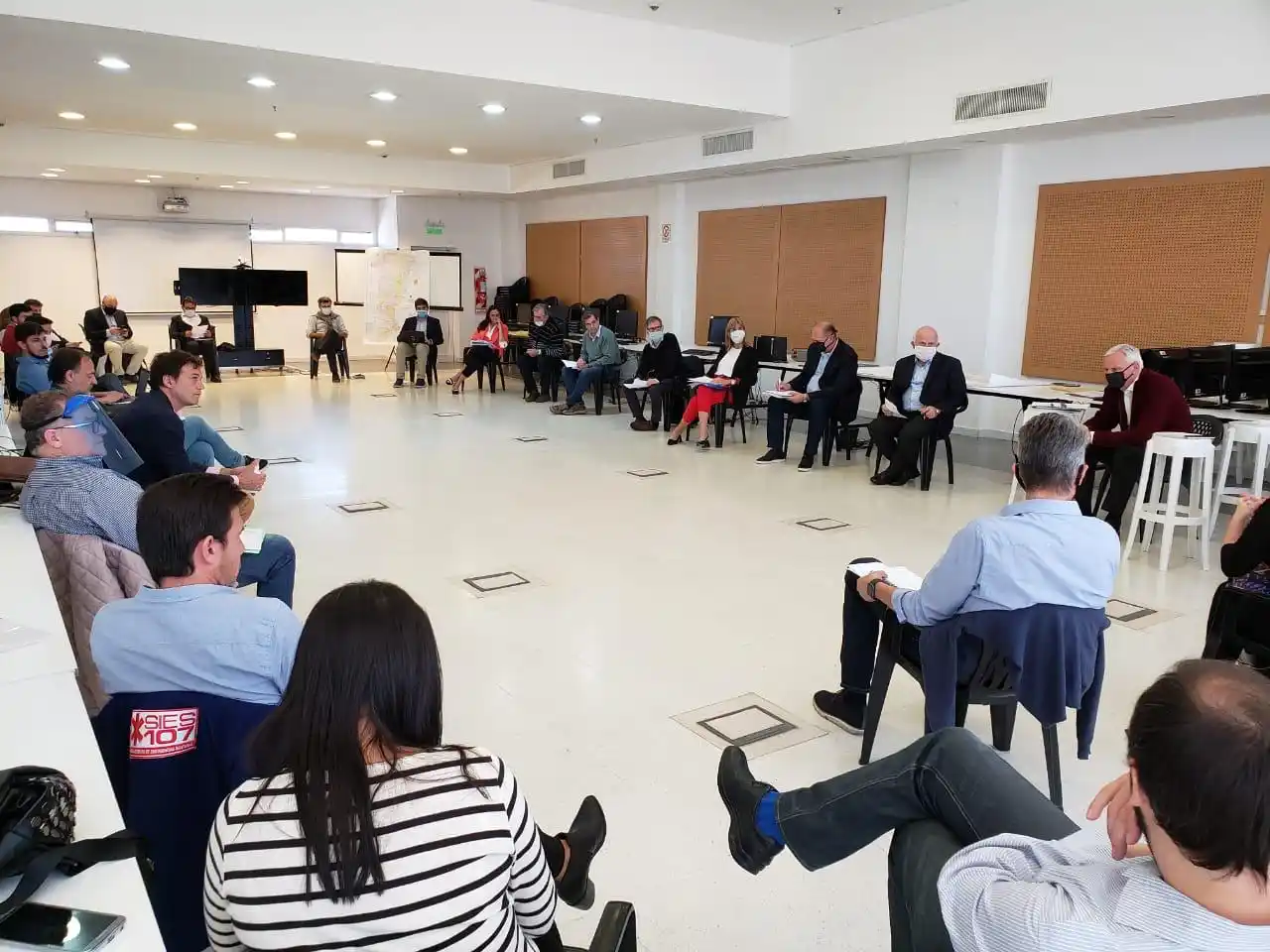 Lifschitz propuso conformar un comité de crisis económico y social