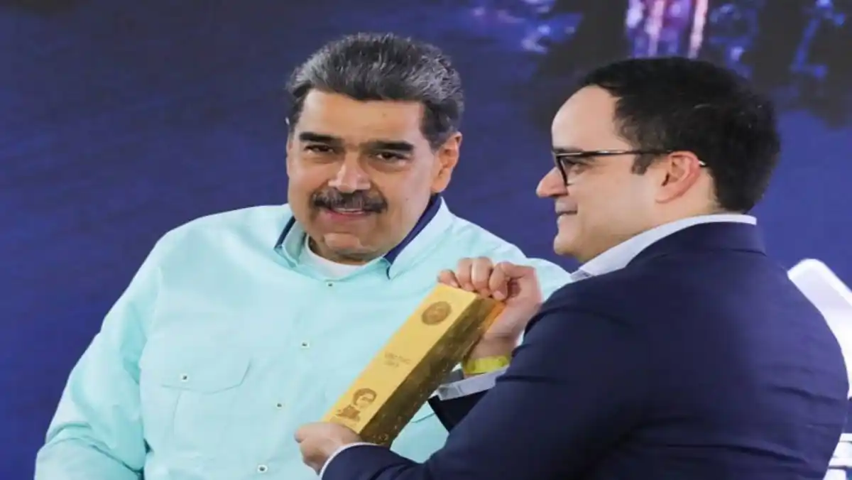 LINGOTES DE ORO VENEZOLANO para reservas internacionales: Maduro entregó una tonelada al BCV
