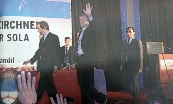 A 20 años de la visita de Kirchner a Tandil: acto, promesas y el elogio de Lunghi al entonces Presidente