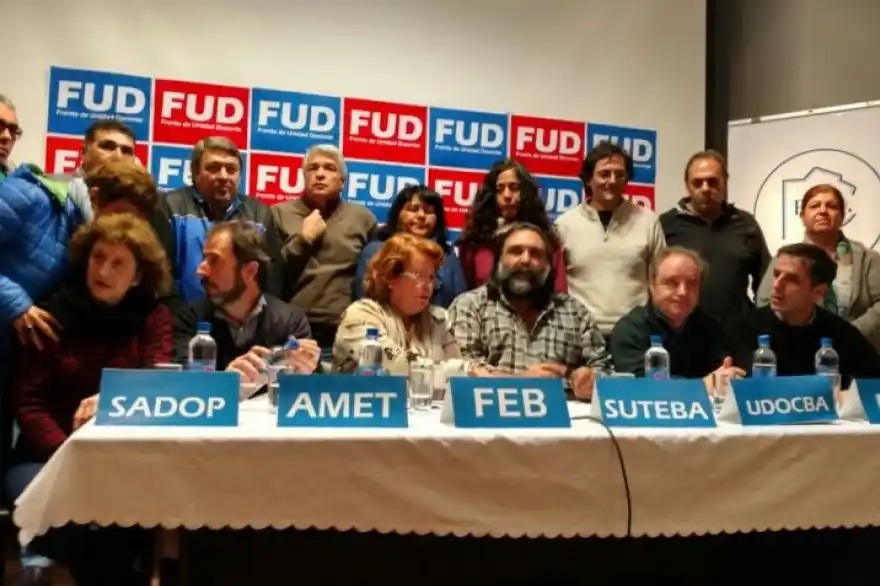 Tras rechazar la oferta paritaria, gremios anunciarán un nuevo paro de 48 horas