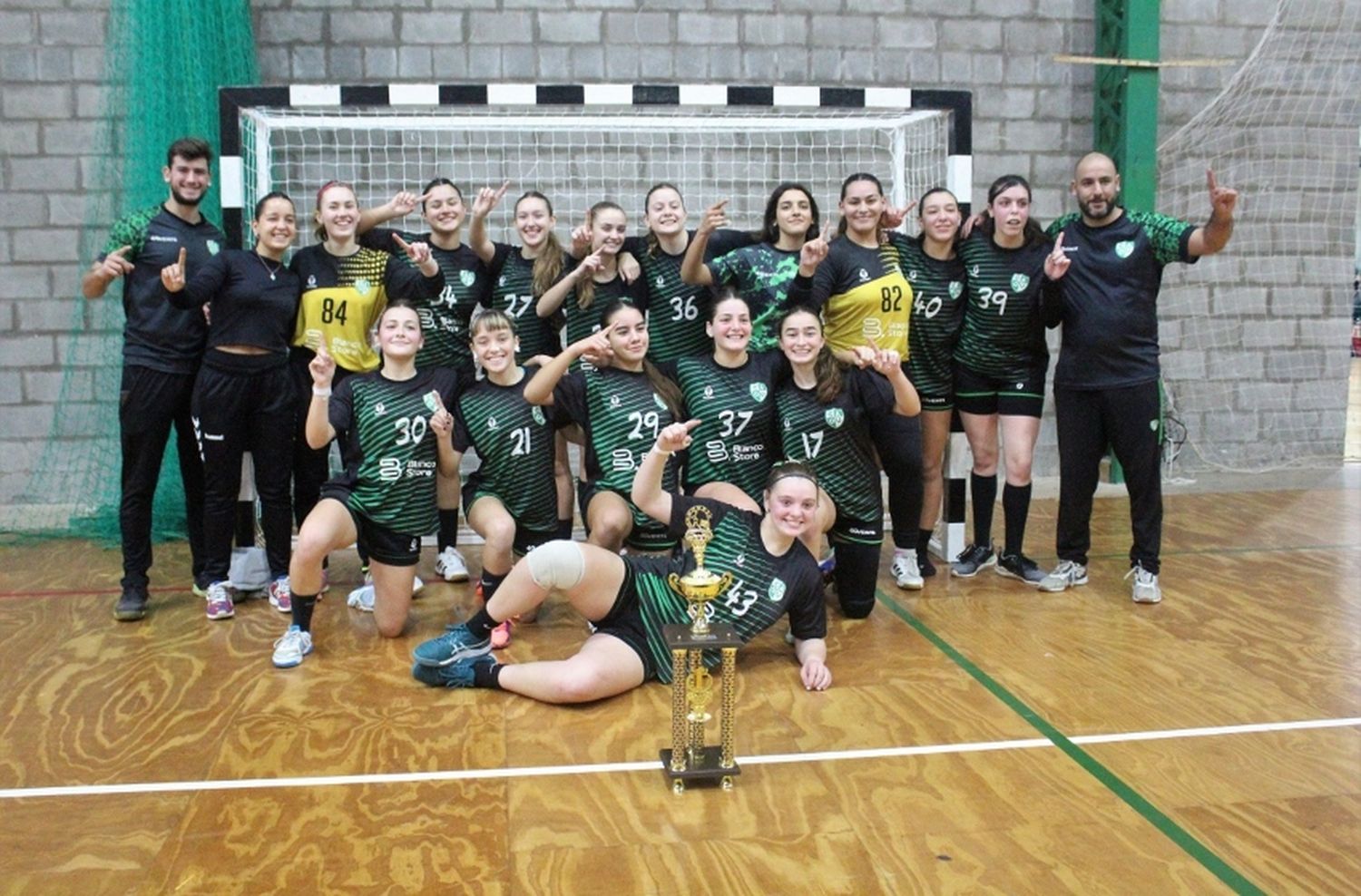 Handball: el Apertura de AsABal definió a sus campeones