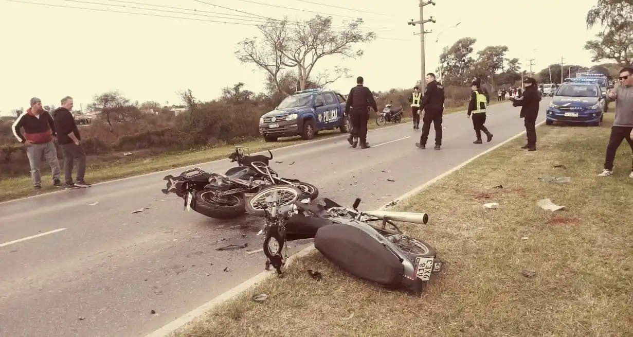Las dos motos que colisionaron entre sí. Fotos: Unidad Regional XV