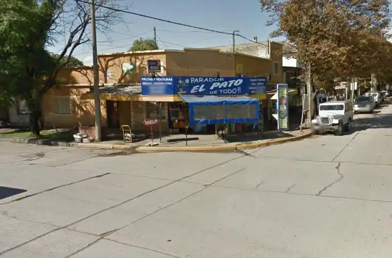 Dos “trapitos” vaciaron la caja registradora de un comercio
