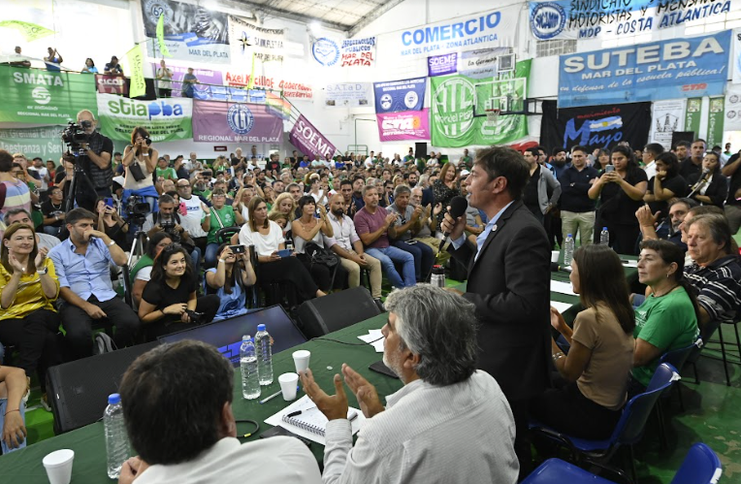 Kicillof con centrales obreras: "Aquí en Mar del Plata hay un gobierno local que le da la espalda a los trabajadores"