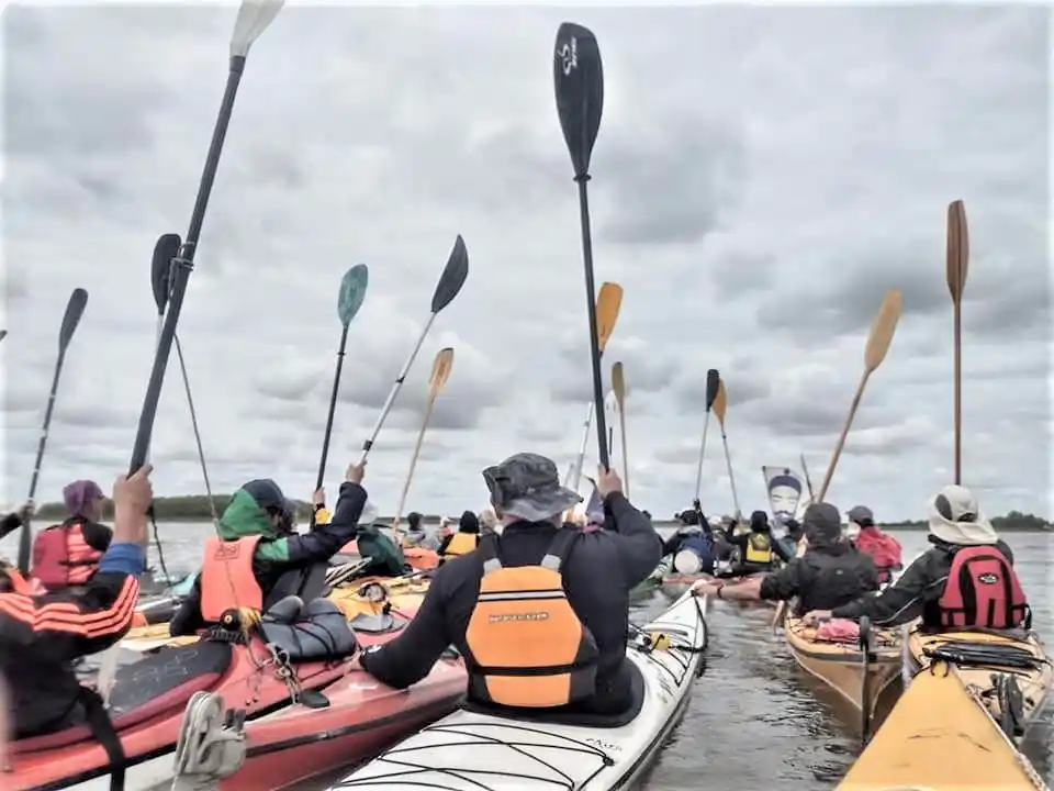 Exitosa travesía en kayak a través de las lagunas encadenadas durante 3 días