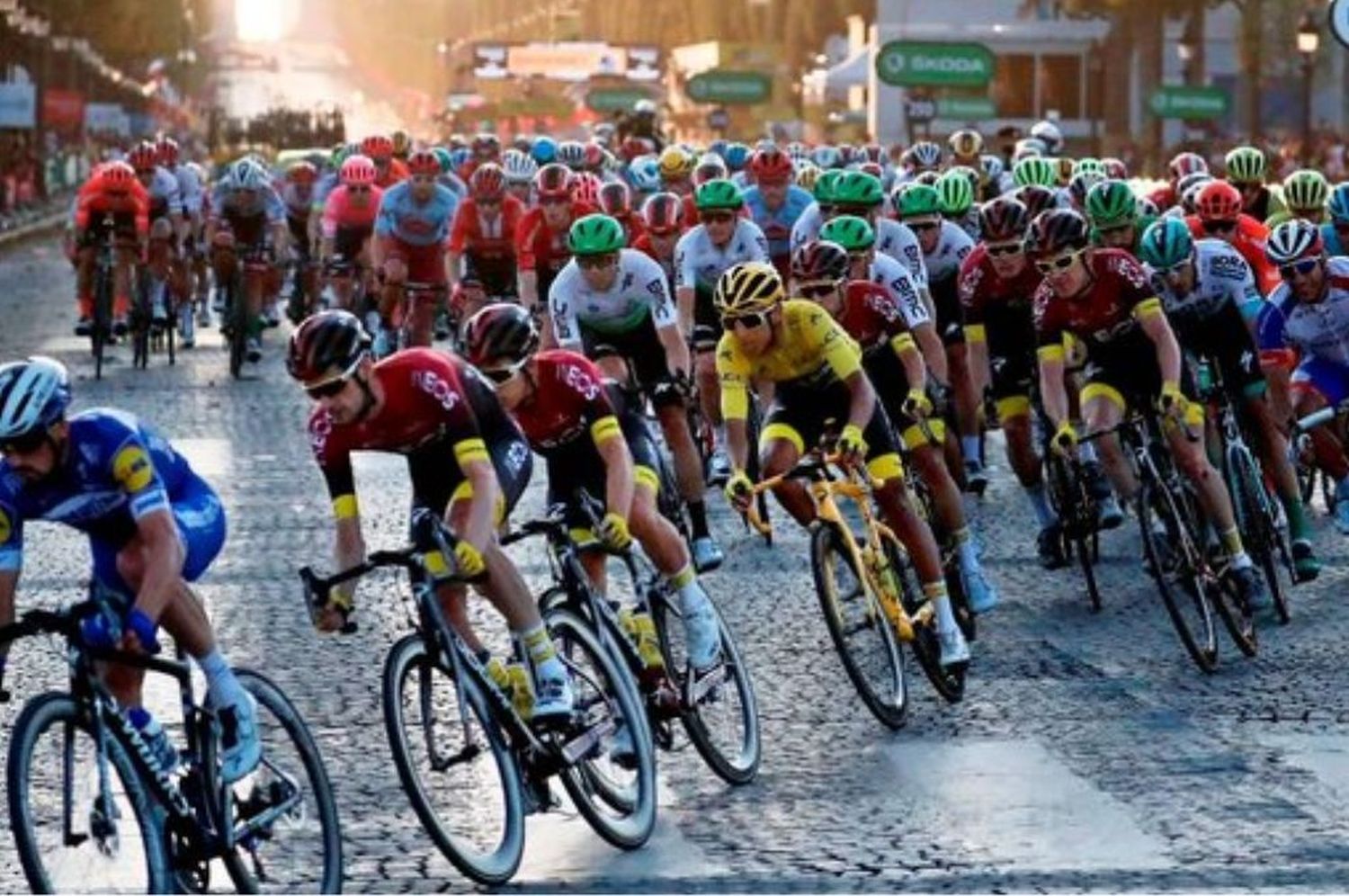 El Tour de France de ciclismo se postergaría para de julio