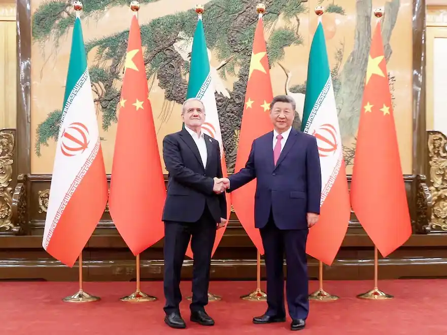 China respaldó al régimen de Irán, su mayor proveedor de petróleo: “Ormuz es un canal importante para los bienes y la energía”