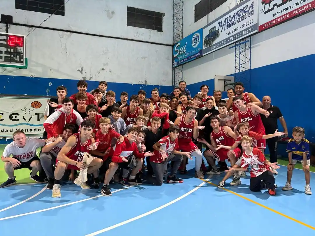 El Griego se quedó con el clásico a domicilio. Foto: Prensa Atenas