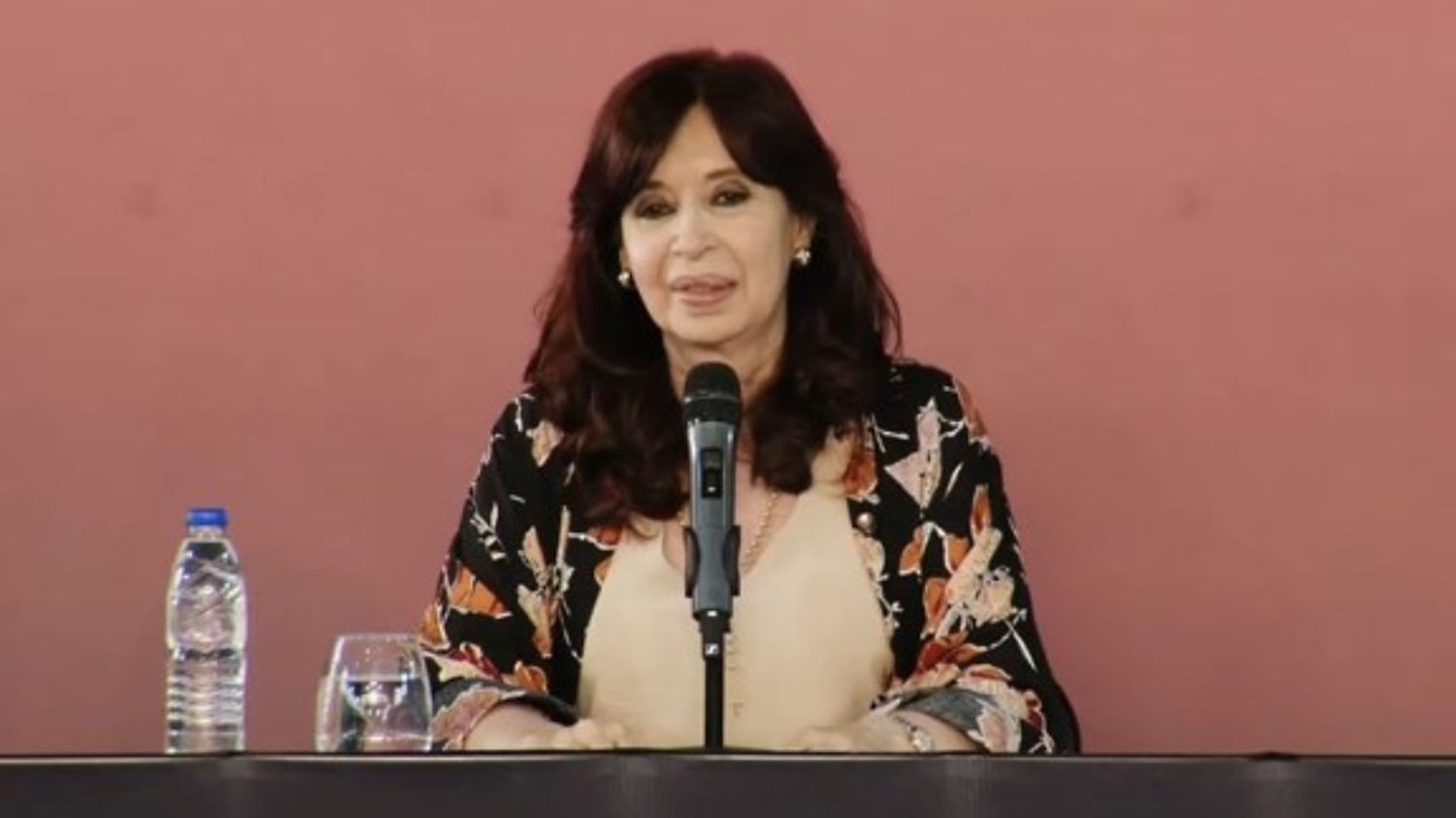 Cristina Kirchner: «Hoy no estamos ante un estado democrático constitucional»