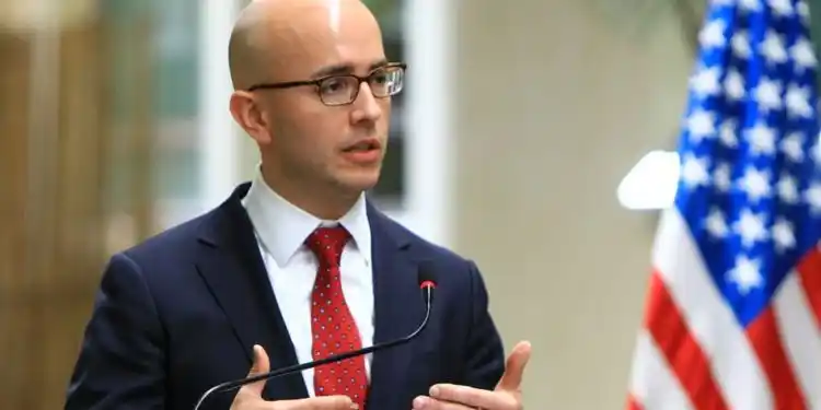 EE.UU. CONSIDERA que Colombia debe tener una silla en la mesa de negociación entre Maduro y la oposición