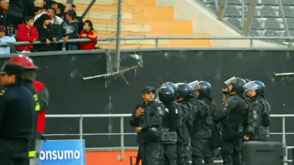Fútbol: Definen si el público visitante vuelve a los estadios