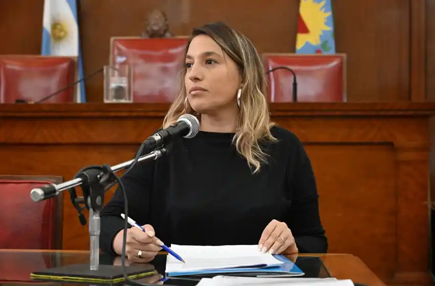 Cuestionan a Montenegro por reducir la comida en las escuelas y jardines municipales