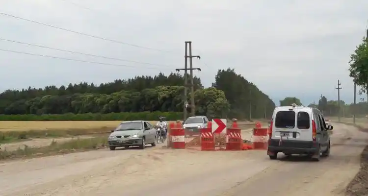 Ruta 191: Hay que circular con precaución por falta de señalización