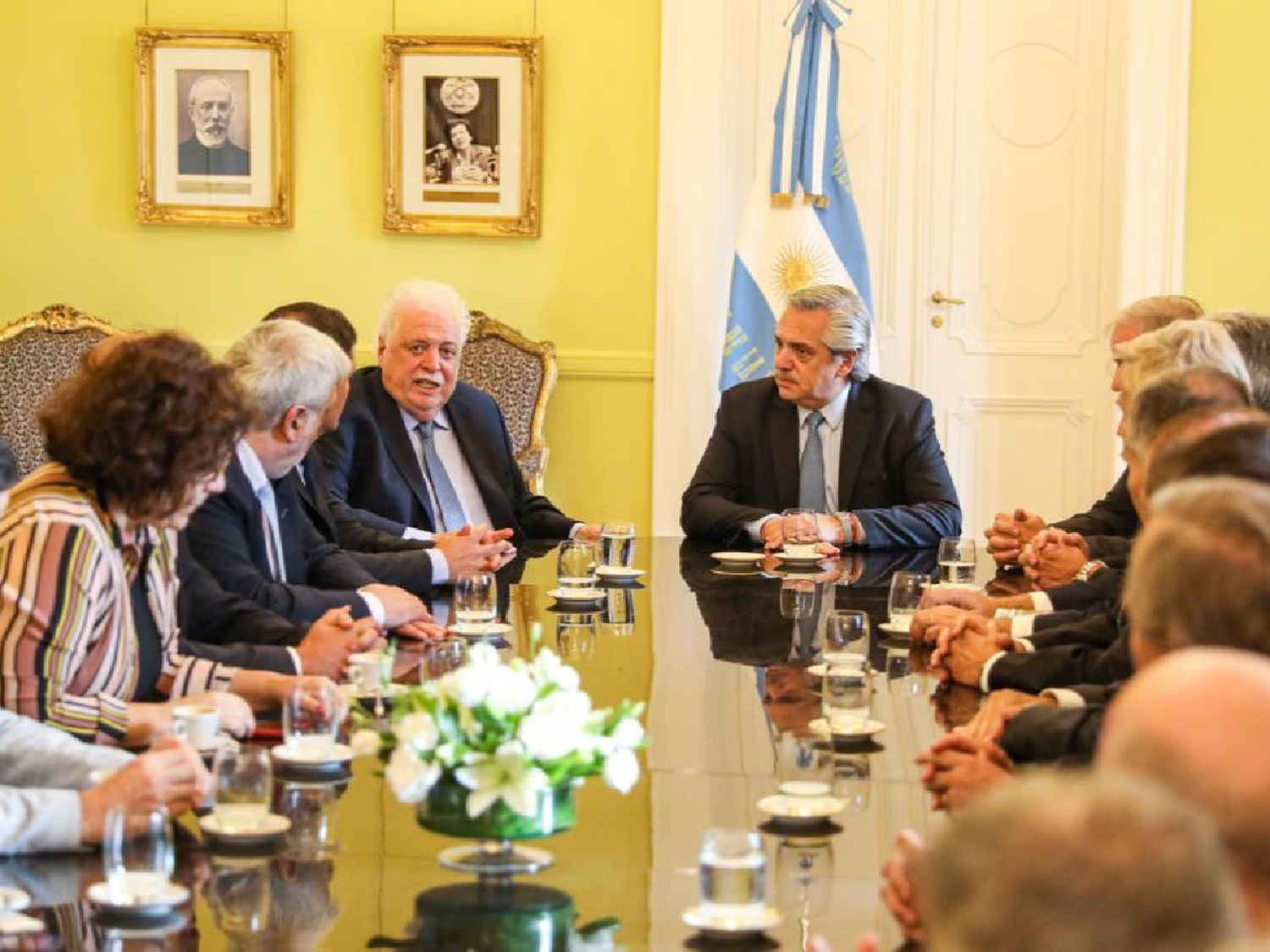 Anunciaron rebaja y congelamiento en el precio de medicamentos