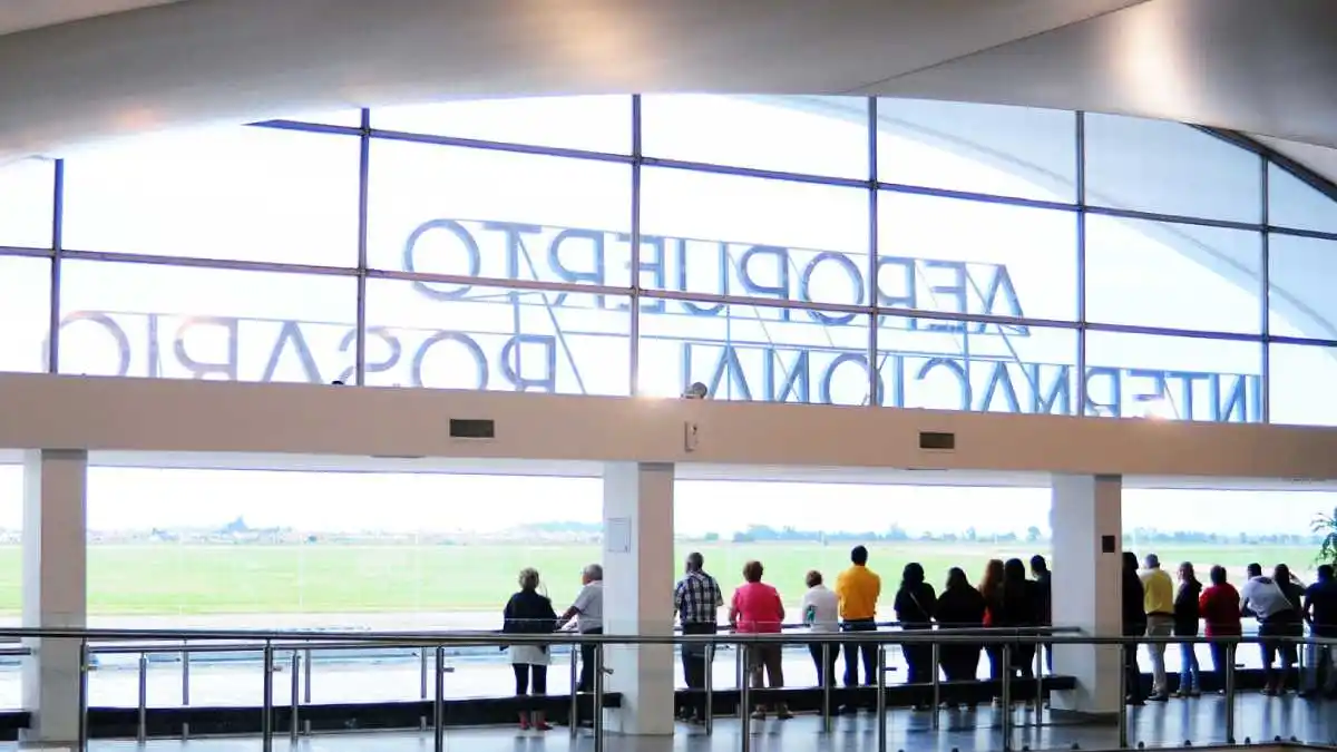 Cayó la cantidad de pasajeros que viaja al exterior desde Rosario