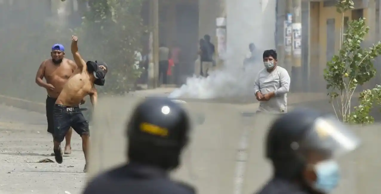 Pedro Castillo levantó el polémico toque de queda en Lima y en El Callao