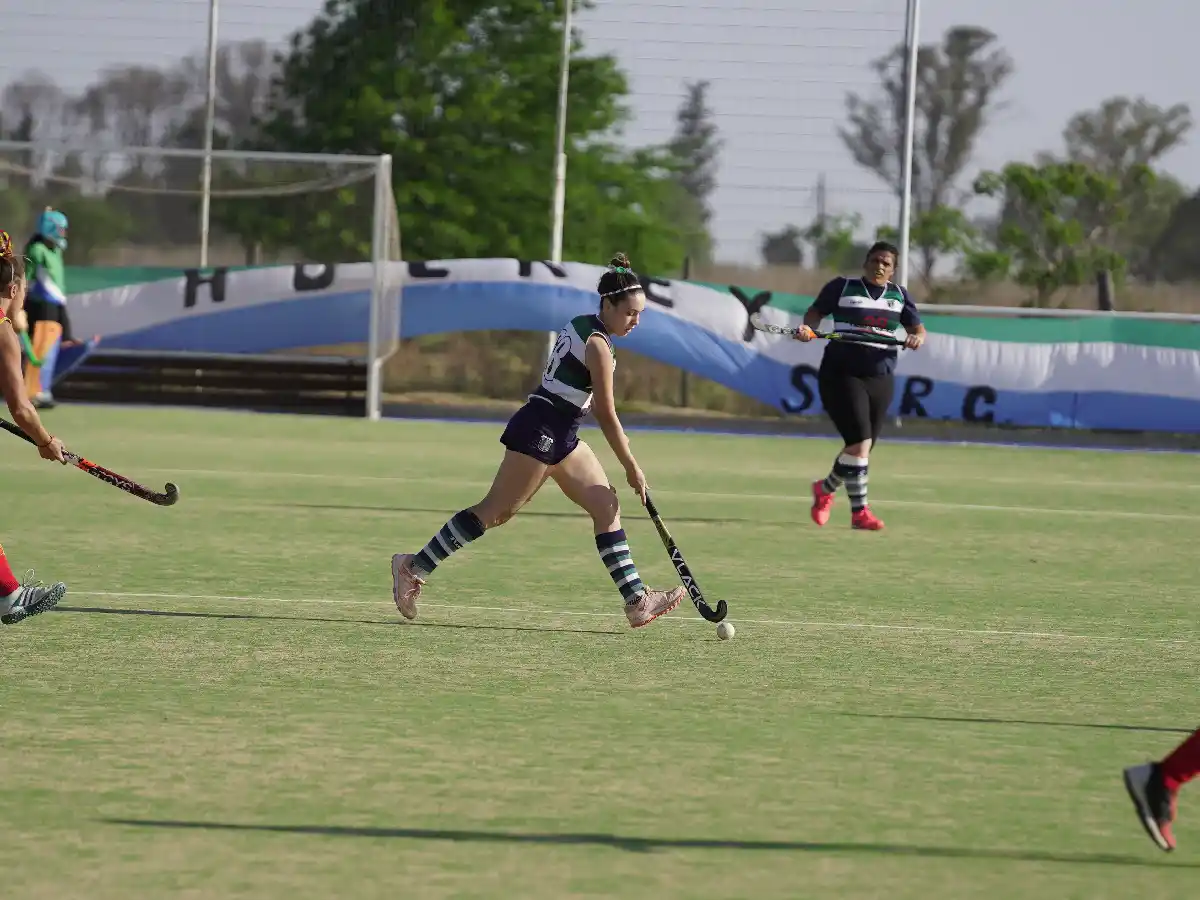 Las Charitas a semifinales en la Fosh