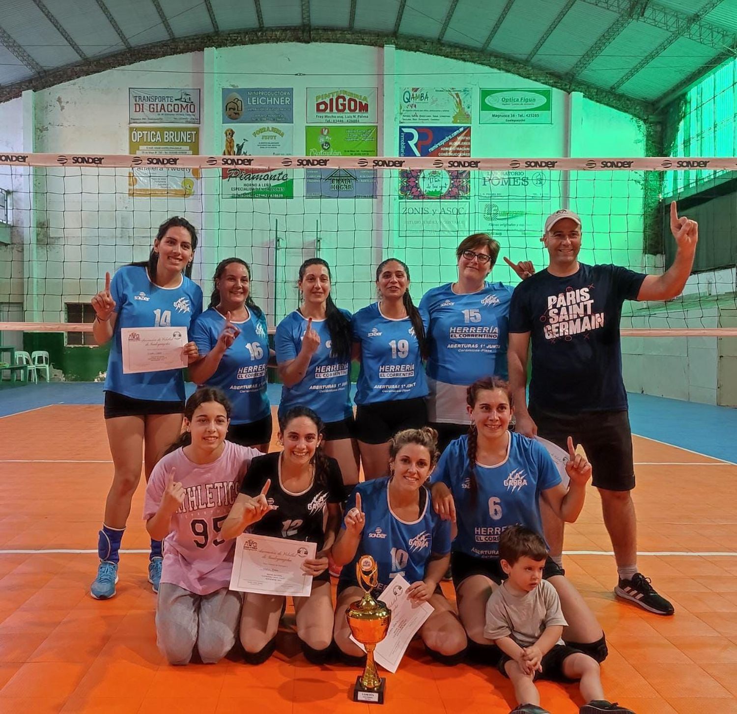 Sirio Libanés se quedó con el título en el Súper 4 de Maxi Femenino