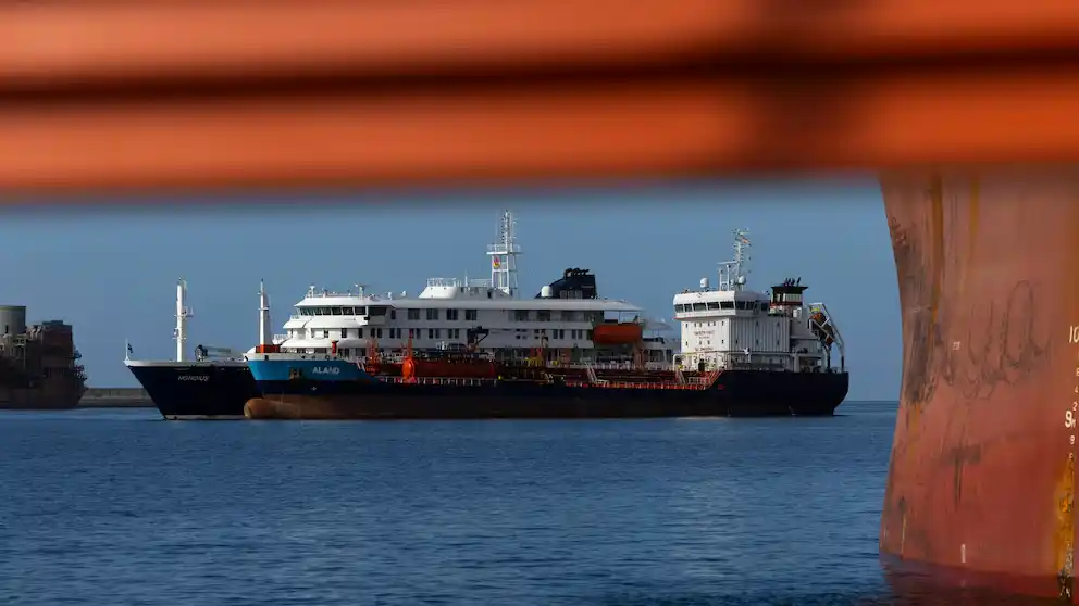 La UE descartó una nueva variante de hantavirus en el crucero Hondius, pero mantiene la cuarentena