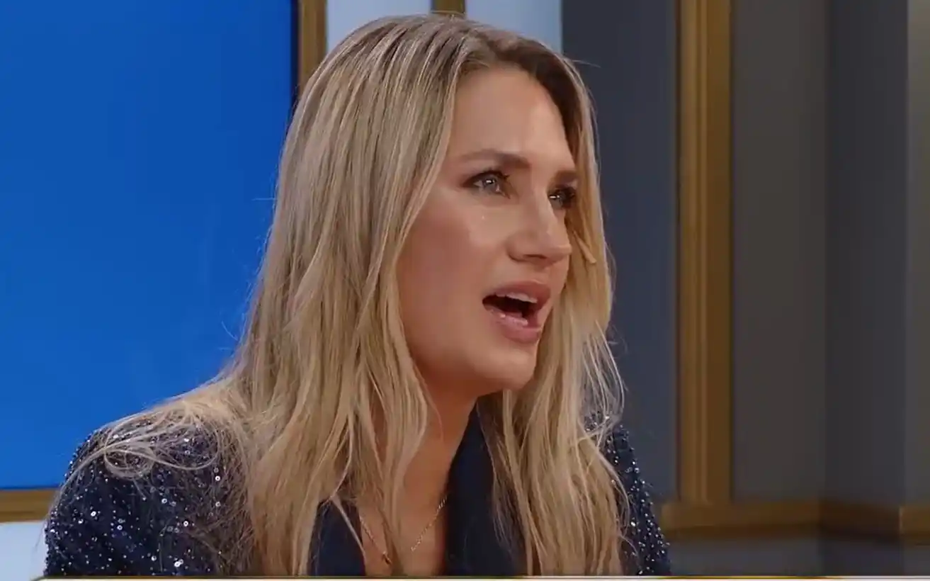 Carolina Losada intentó defender a Adorni y Gómez Rinaldi la cruzó