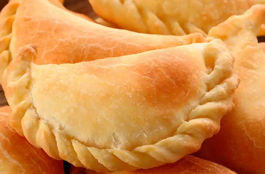 La ANMAT prohibió una marca de empanadas, una prepizza y otros alimentos